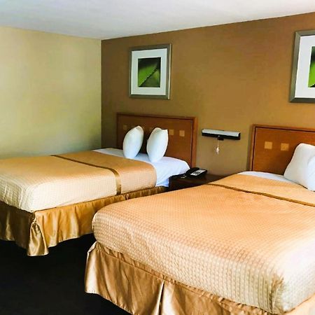 Oyo Hotel Tallahassee Downtown Zewnętrze zdjęcie