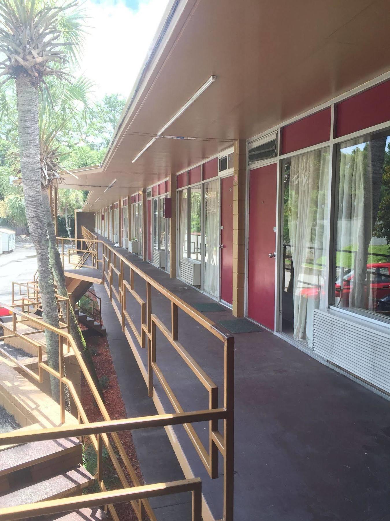 Oyo Hotel Tallahassee Downtown Zewnętrze zdjęcie